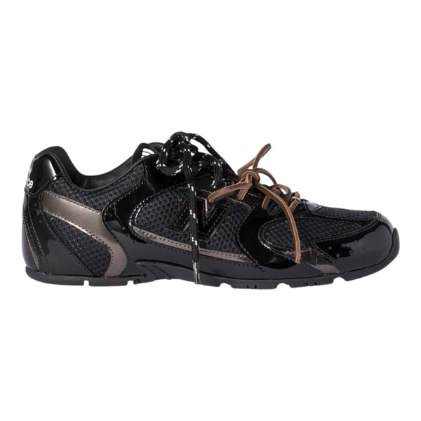New Balance 530 Miu Miu “Black Charol”