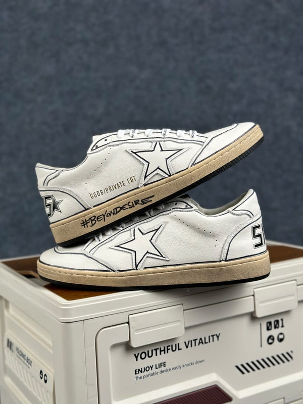Golden Goose Clasicc White/Black Lines/ Cream
