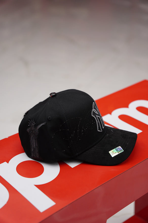 CF Yankees Black Cap