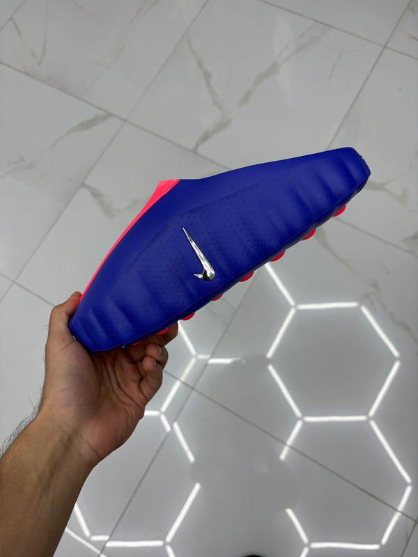 Nike Mind 001 “Spider Man” 1.1