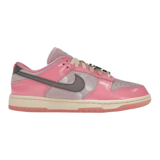 Dunks Low “Barbie”