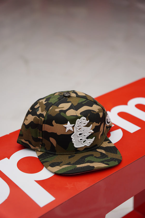 Hellstar Camouflage/white Diamond Cap
