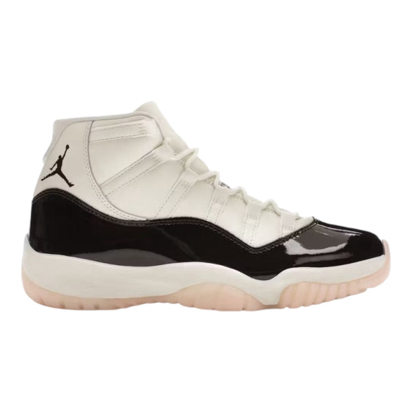 11 Retro “Neapolitan”