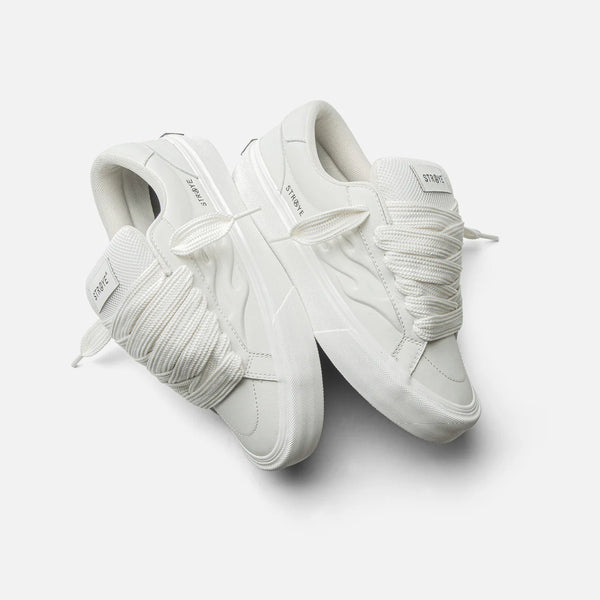 Straye Logan Puff Blanco Bevel